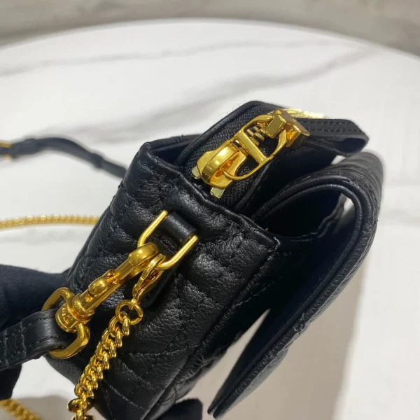Caro Chain Clutch Bag Size:17.5*10.5*5cm - Image 6