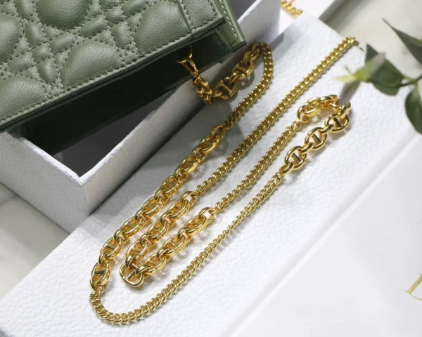 Caro Collection Ref. 3102 Green Size: 19 x 14 x 3 cm - Image 6