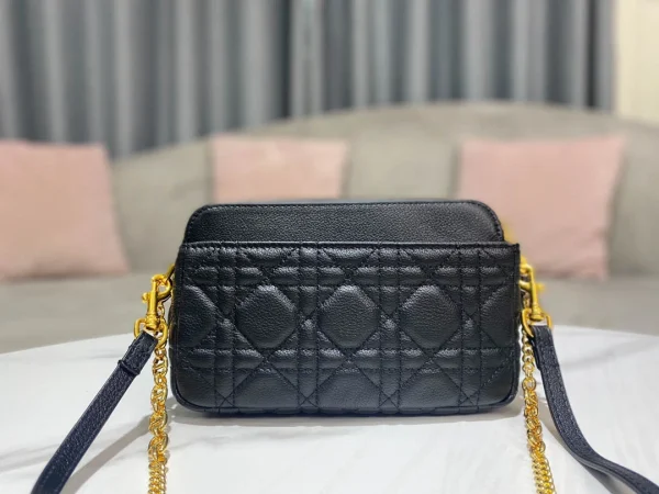 Caro Chain Clutch Bag Size:17.5*10.5*5cm - Image 8