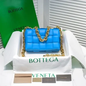 BV Cassette Pillow Bag Size: 26x18cm Pool Blue