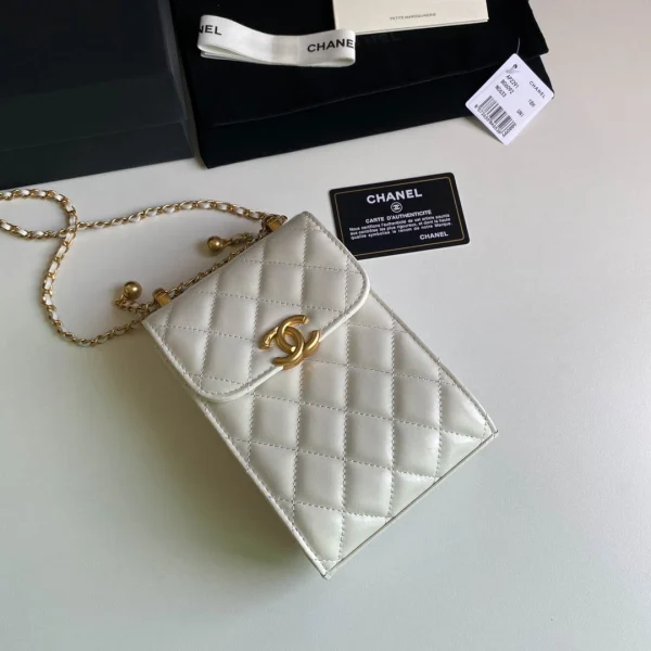 Calfskin Size: 11.5cmx17cmx4cm Ident No.: 2291 - Image 5