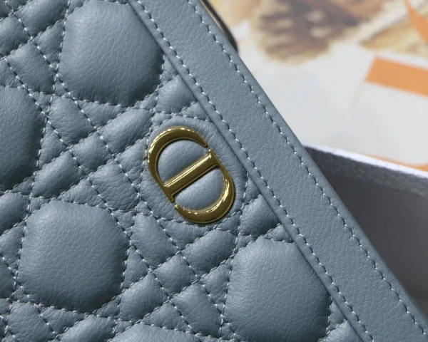 Caro Collection No. 3102 Haze Blue Size: 19 x 14 x 3 cm - Image 8