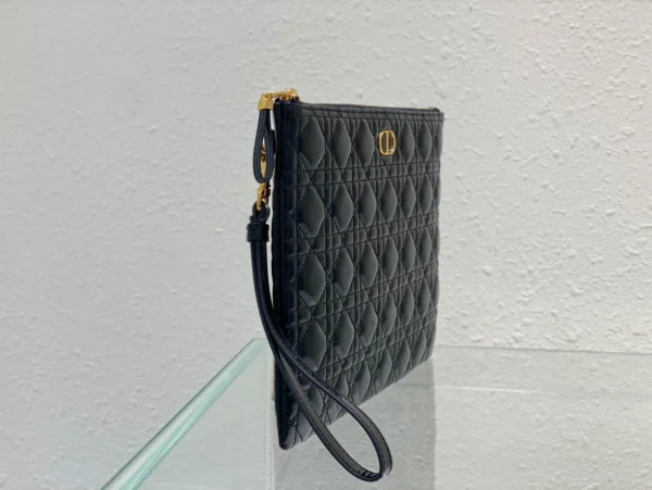 Caro Daily Clutch Size: 30cm - Image 8