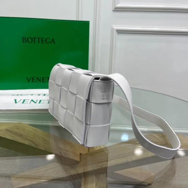 BV Cassette Bottega Veneta bag Size: 23x15cm - Image 9