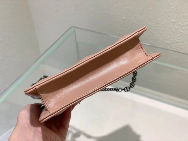 Caro chain handbag - Image 7