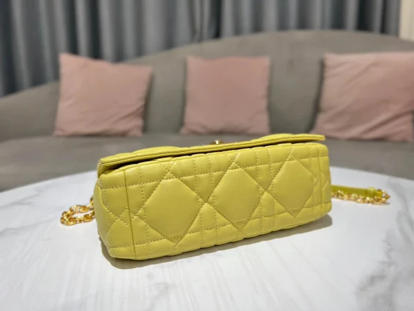 CARO Handbag Size: 25.5*15.5*8 cm - Image 7