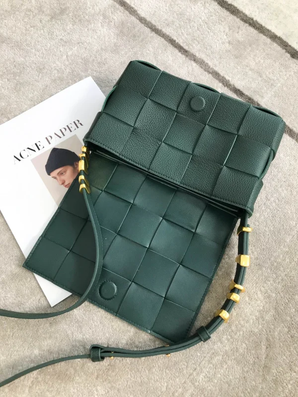 BV Cassette Woven Bag Size: 23x15cm 666870 - Image 5