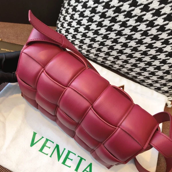 BV Cassette Pillow Bag Size: 26x18cm 96006 - Image 6