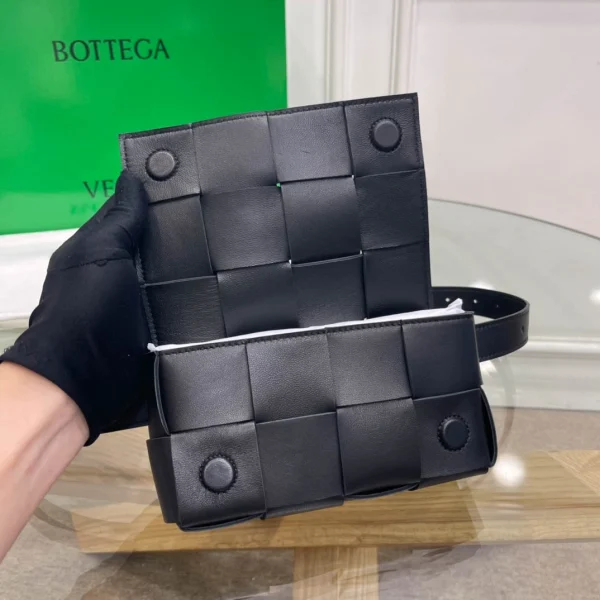 BV Fanny pack Size: 17.5x9.5cm KF0015 Black - Image 4