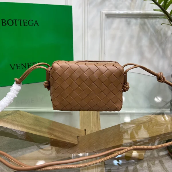 BV Crossbody Small Square Bag Size:17x10cm 98090 - Image 8
