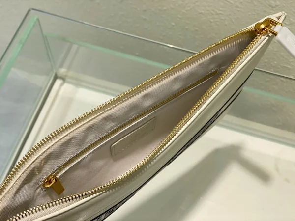 Caro Daily Clutch Bag Size: 30cm - Image 4
