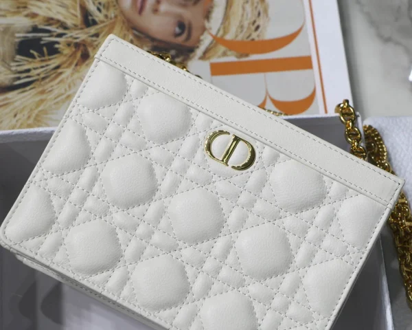 Caro Collection No. 7002 White size: 19 x 14 x 3 cm - Image 9