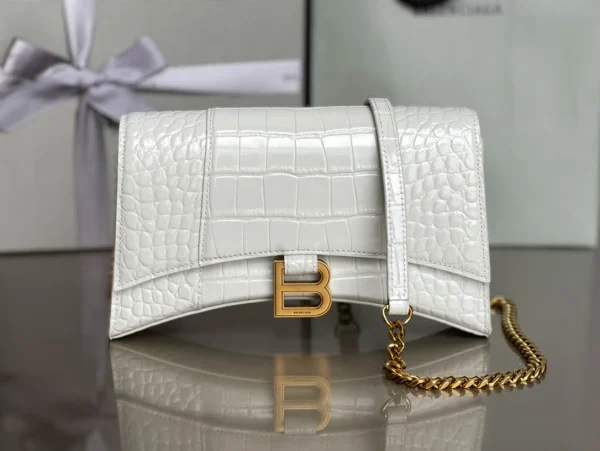 Crossbody bag Model: 198 Size: 22x13x5cm - 图片 9
