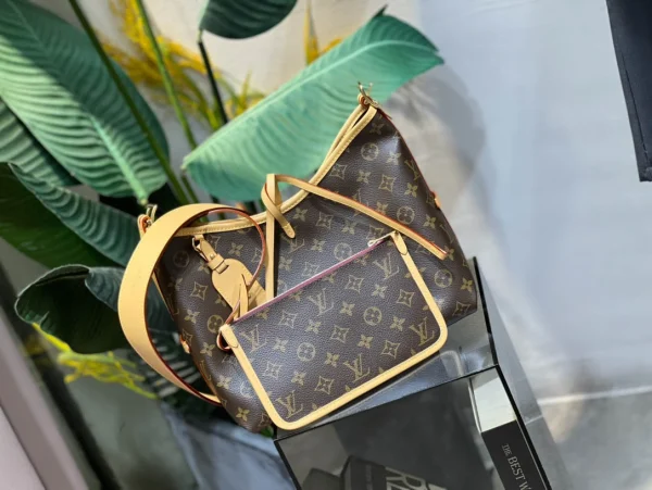 Louis Vuitton size: 29*12*24cm - 图片 9