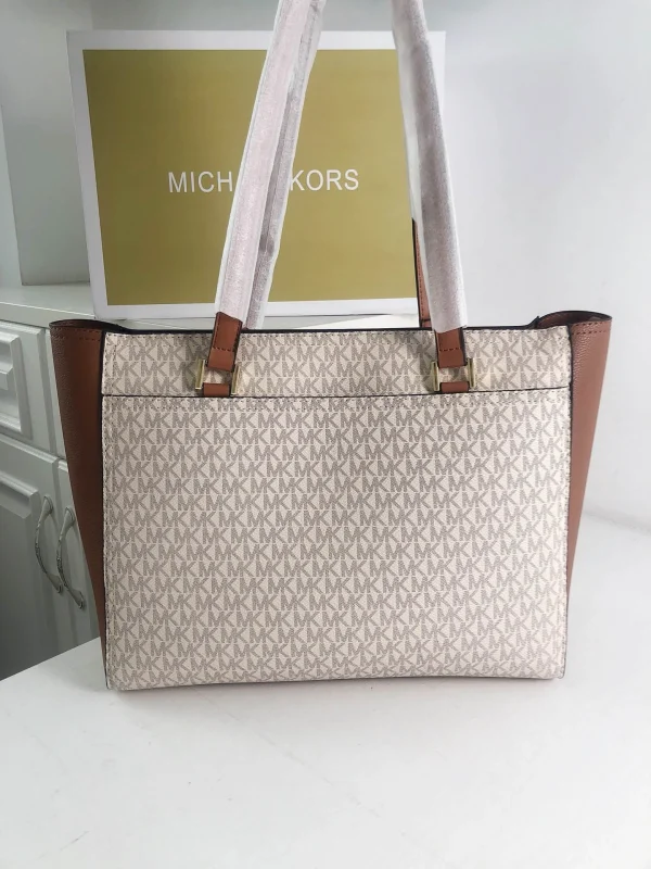 MK Shoulder Bag Black L: 26 H: 32 W: 13 - 图片 9