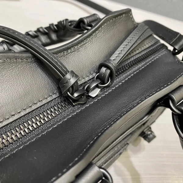 Balenciag* Neo Classic biker bag Size: 1993 Size: 13.5*18*7.5*12cm - 图片 3