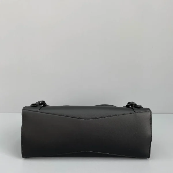 Balenciag* Neo Classic biker bag Model: 1991 Size: 25*33*13*20cm - 图片 7