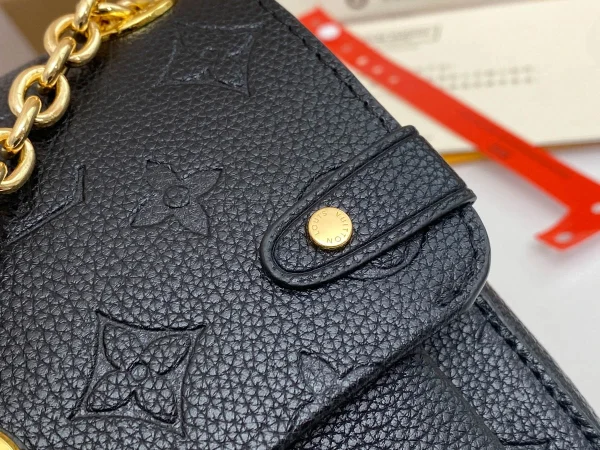 Louis Vuitton Size 21x15x8 CM - 图片 3
