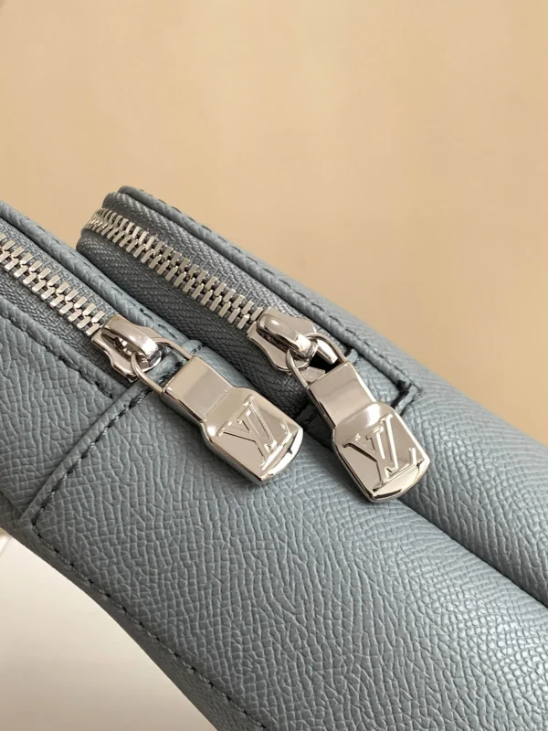Louis Vuitton Size: 20.0 x 31.0 x 10.0 cm - 图片 5