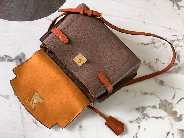 Louis Vuitton Size: 28*20*11.5cm - 图片 4
