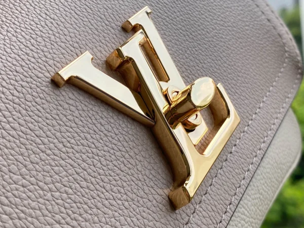 Louis Vuitton Size: 19 x 13 x 8 cm - 图片 6