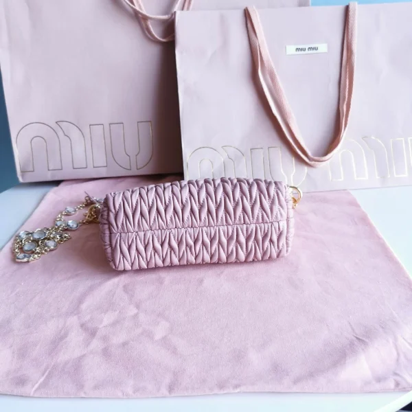 Miu Miu mini series handbag high 11cm long 17cm wide 7cm - 图片 7