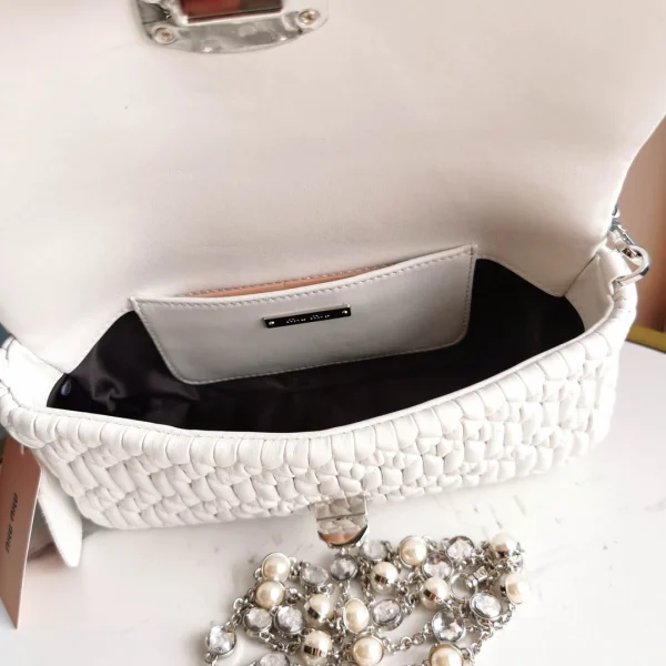 Miu Miu Diamond Chain Bag size: 22.5, 4.5, 12 - 图片 4