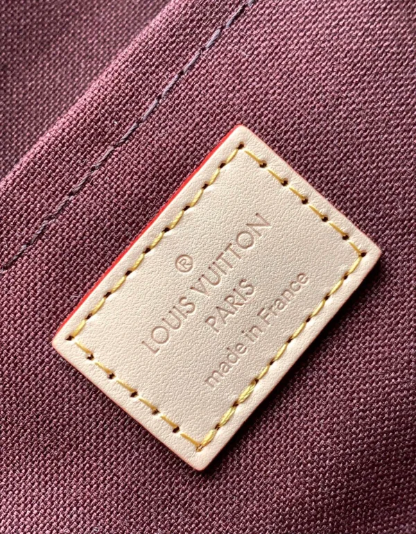 Louis Vuitton Size: 28.0 x 15.0 x 4.0 cm - 图片 2