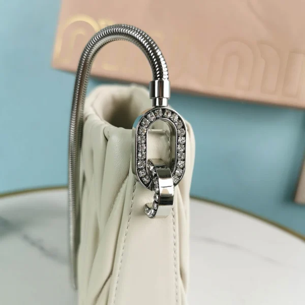 Miu Miu Casual Lambskin Size：20X15X4.5cm - 图片 2