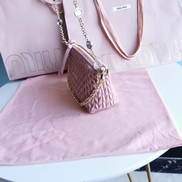 Miu Miu mini series handbag high 11cm long 17cm wide 7cm - 图片 8