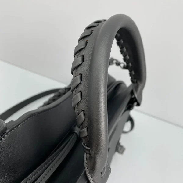 Balenciag* Neo Classic biker bag Model: 1991 Size: 25*33*13*20cm - 图片 5