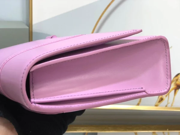 Balencia Model: DG-1007 Size: 6*15*35cm - 图片 3