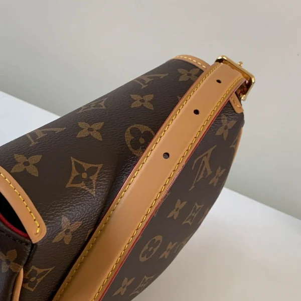 LV Model: M44860 Size 18*15*8cm - 图片 6