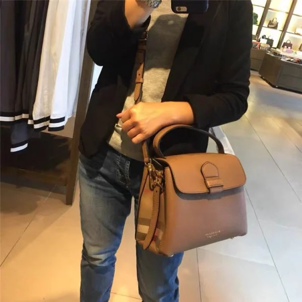 Calfskin bag Size:W25.5*H29*D10cm Code:400123 - 图片 2