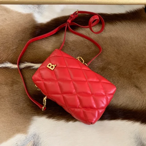 Balenciaga Big Red Model: A48 - 图片 2