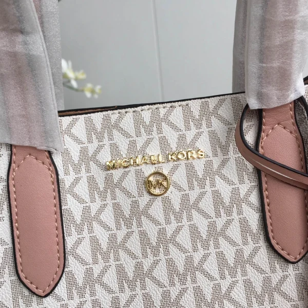 MK Sinclair Handbag Crossbody Model: 2113 Size 25m Height: 25m Width: 9*300 - 图片 6