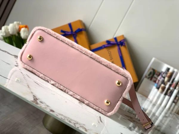 Louis Vuitton Size: 31.5 x 20 x 11 cm - 图片 6