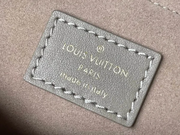 Louis Vuitton Size: 24x14x9cm - 图片 11