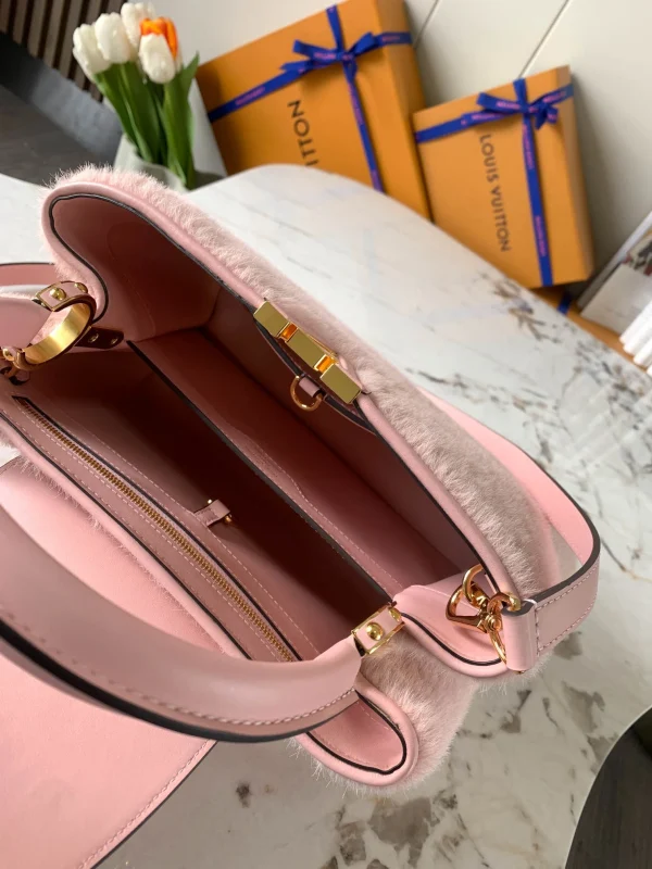 Louis Vuitton Size: 31.5 x 20 x 11 cm - 图片 3