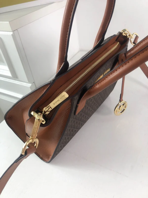 Mk Avril Model:2115 Length:28 Height:22 Width:14 - 图片 4