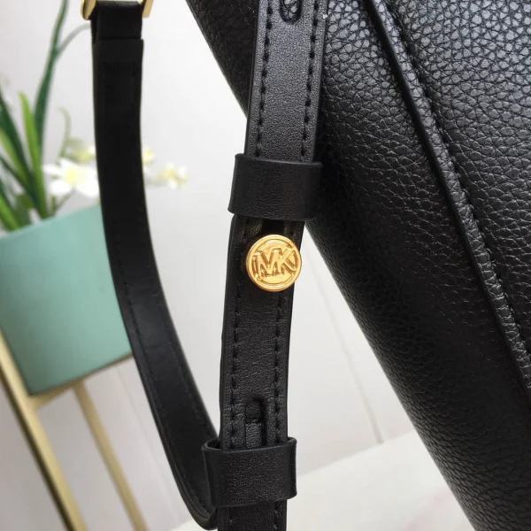 MK Sinclair Handbag Crossbody Model: 2113 Size: 25m Height: 25m Width: 9*300 - 图片 3