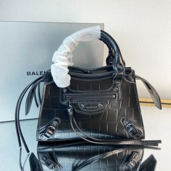 Balenciag* Neo Classic biker bag Size: 16.5*22*9*14.5cm - 图片 9
