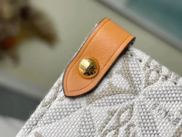 Louis Vuitton Size: 35 x 27 x 14 cm - 图片 5