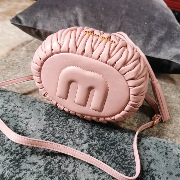 Miu Miu sheepskin size: 18, 20, 12 light pink Model: 5BE014 - 图片 7