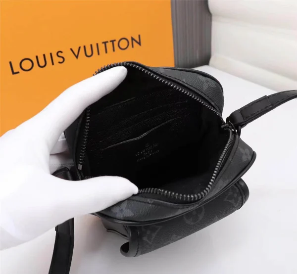 Louis Vuitton Model: 69404 Size: 15x17x8cm - 图片 4