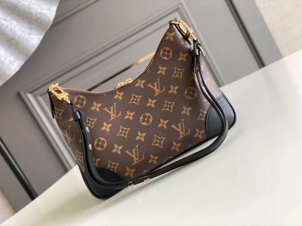 Louis Vuitton Size: 29 x 16 x 9.5 cm - 图片 9