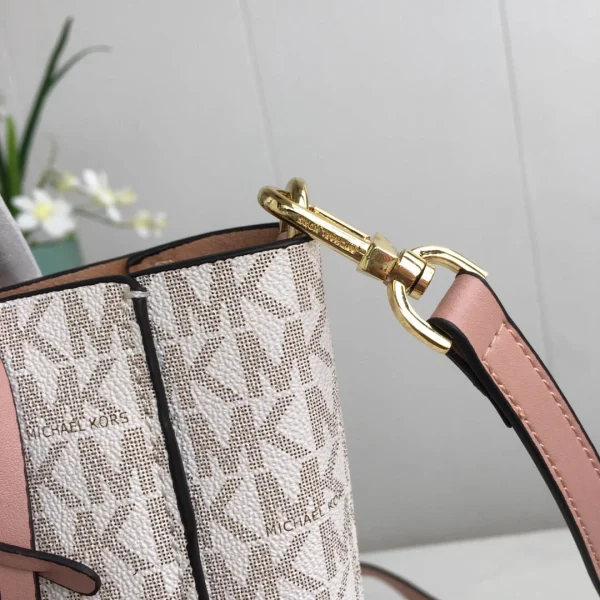 MK Sinclair Handbag Crossbody Model: 2113 Size 25m Height: 25m Width: 9*300 - 图片 4