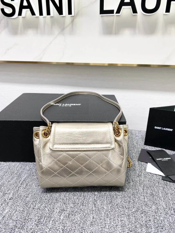 Lambskin Size：18x13x6cm Code：672838 - 图片 9