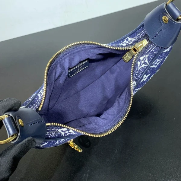 Louis Vuitton Size: 23 x 13 x 6 cm - 图片 6
