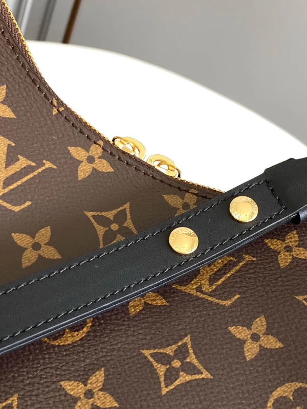 Louis Vuitton Size: 29 x 16 x 9.5 cm - 图片 4
